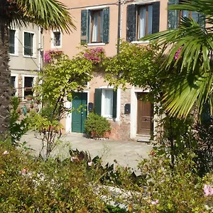 Sestiere Dorsoduro, A Due Passi Da Zattere Venecia