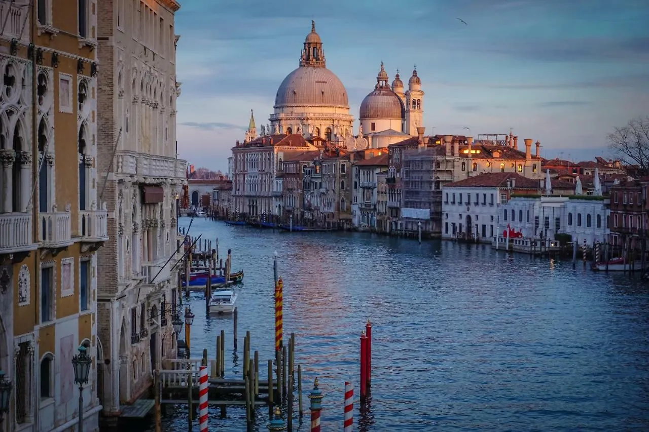 Ca Grimani Private Terrace Apartment Venice 0*,